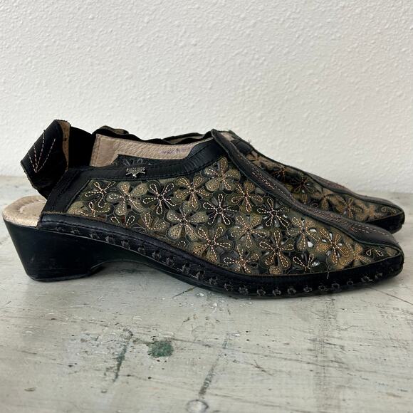 PIKOLINOS Black and Gold Floral Mules - Picture 9 of 14